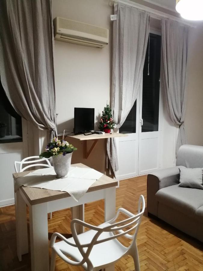 Ruggero Settimo Apartamento *